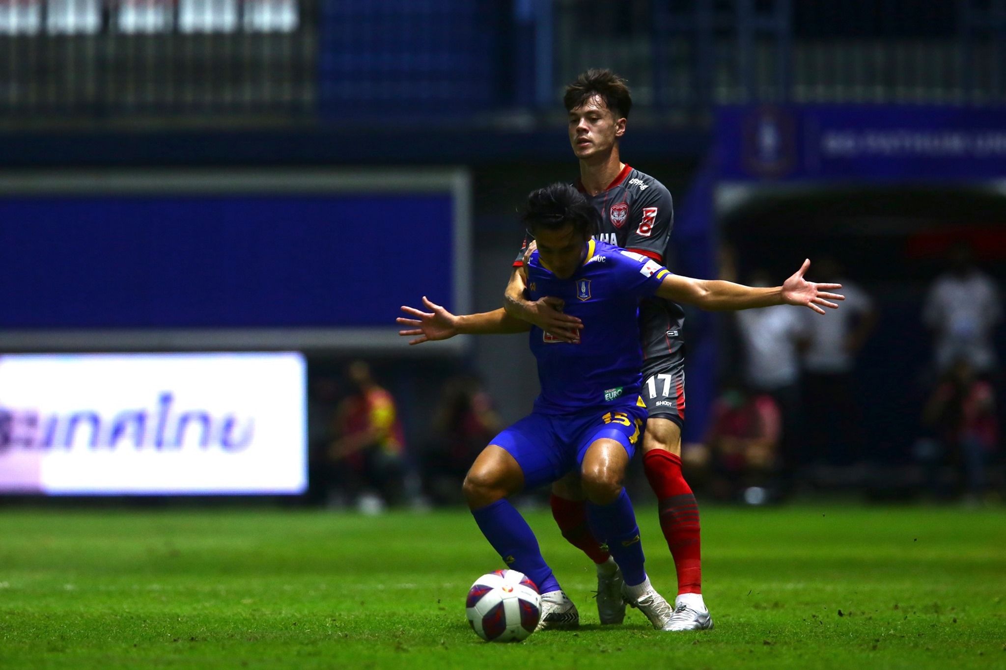 บีจี - เมืองทอง