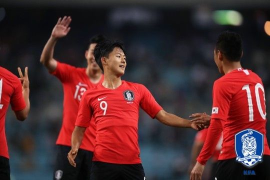 Lee Seung-woo 이승우