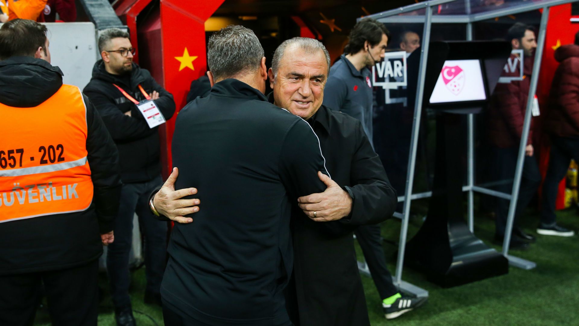 Fatih Terim Hamza Hamzaoglu Galatasaray v Genclerbirligi 03012020