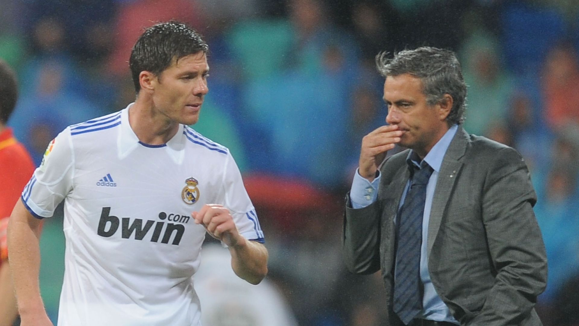 Xabi Alonso Jose Mourinho Real Madrid 2010