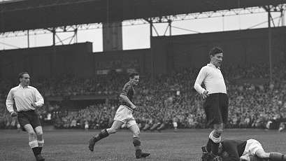 Abe Lenstra (extreme right) featuring for Netherlands