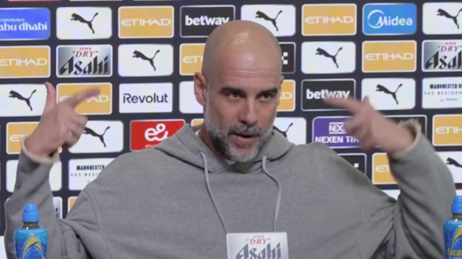 Pep Guardiola außer sich