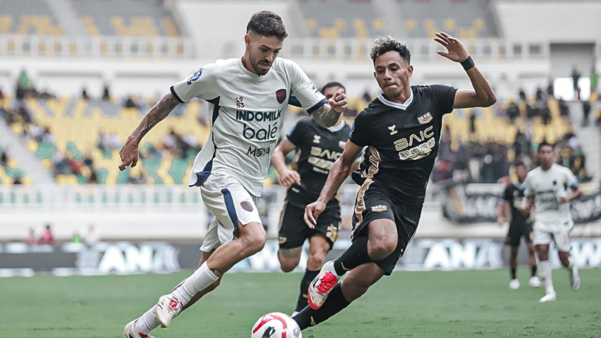 Dewa United vs Persita Tangerang Super League 29112025