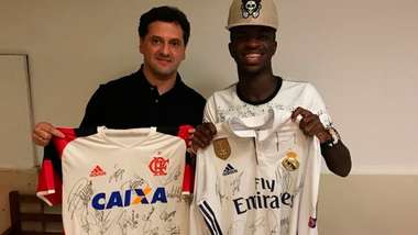 Juni Calafat Vinicius Junior