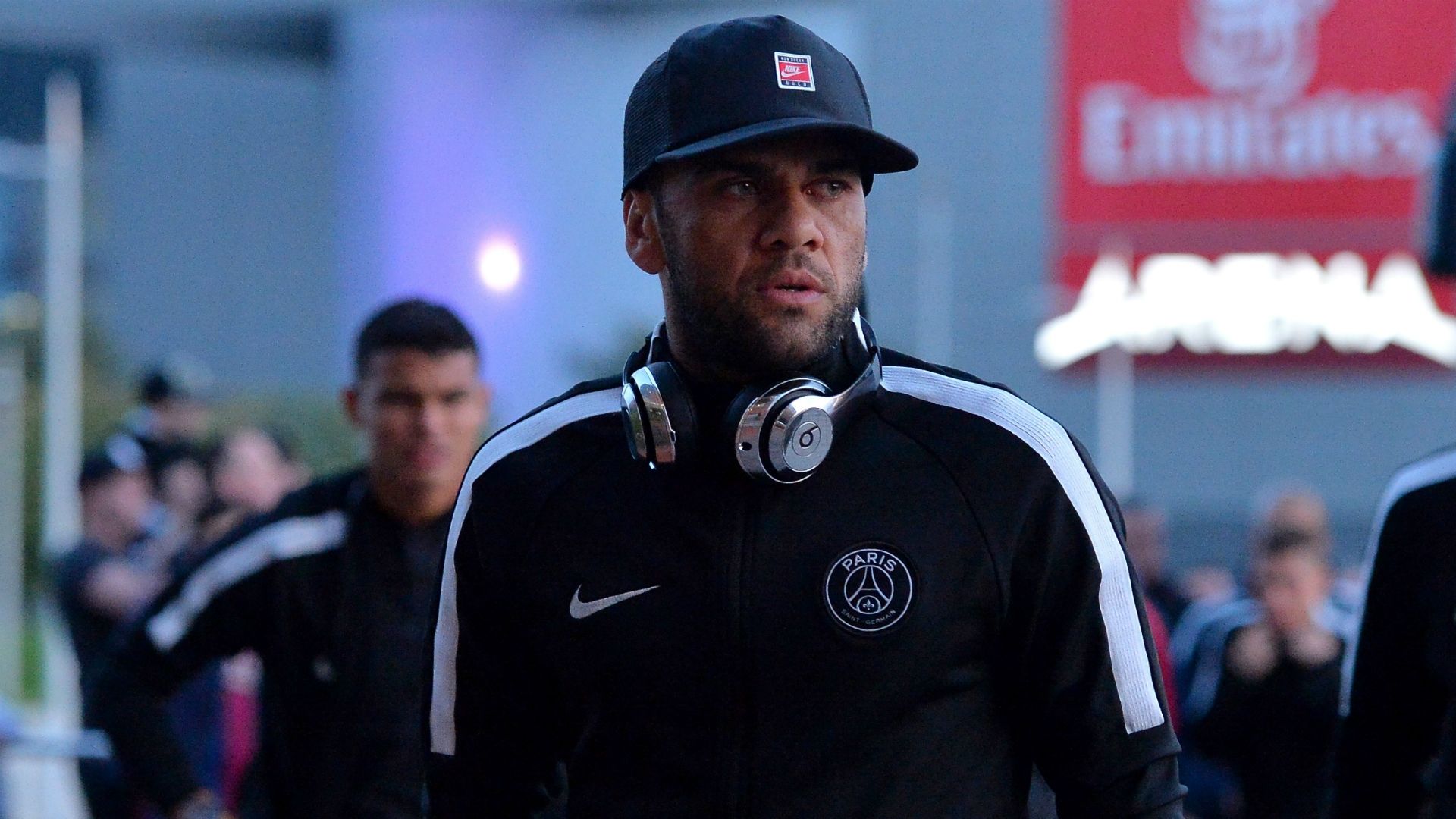 DaniAlves-cropped