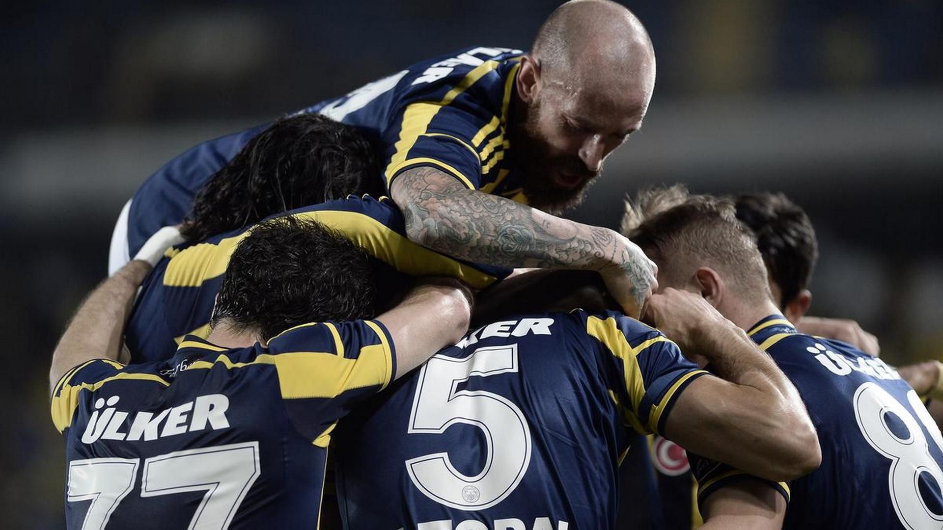 Fenerbahce celebration Fenerbahce Mersin İY Süper Lig 27122014