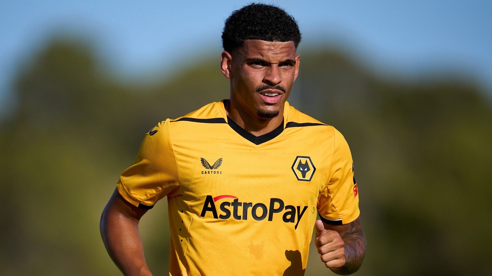Morgan Gibbs-White-notthingham-forest-transfer