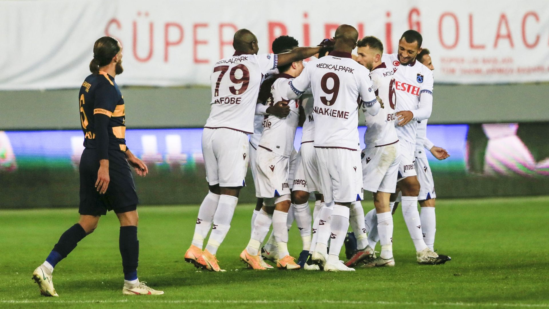 Trabzonspor goal celebration vs Ankaragucu