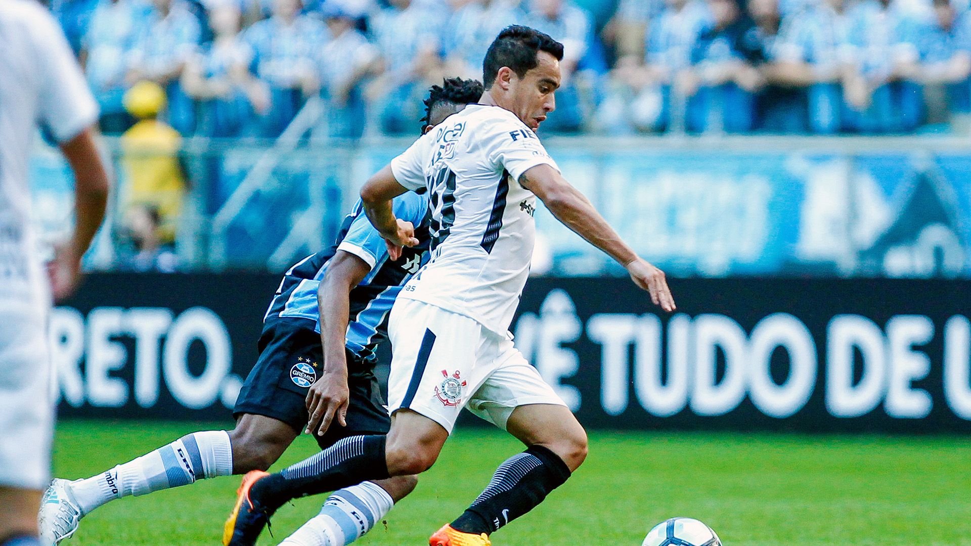 Jadson Gremio Corinthians Brasileirao Serie A 25062017