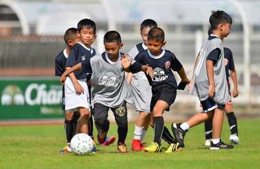 ช้าง ซอคเกอร์ สคูล 2022/23