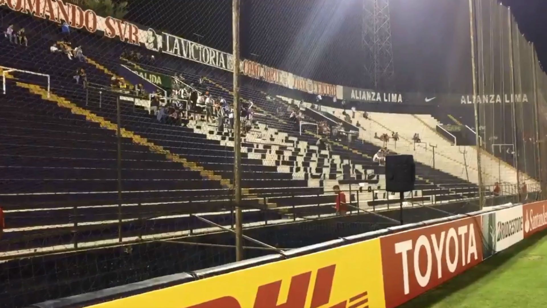 Hinchada Alianza Lima Palmeiras Copa Libertadores