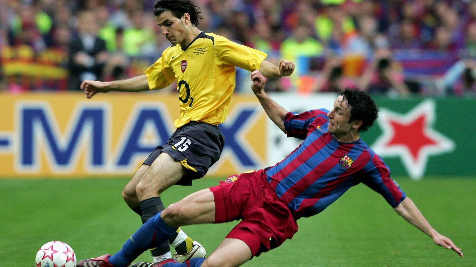 Fabregas Mark Van Bommel Arsenal Barcelona Champions League 2006