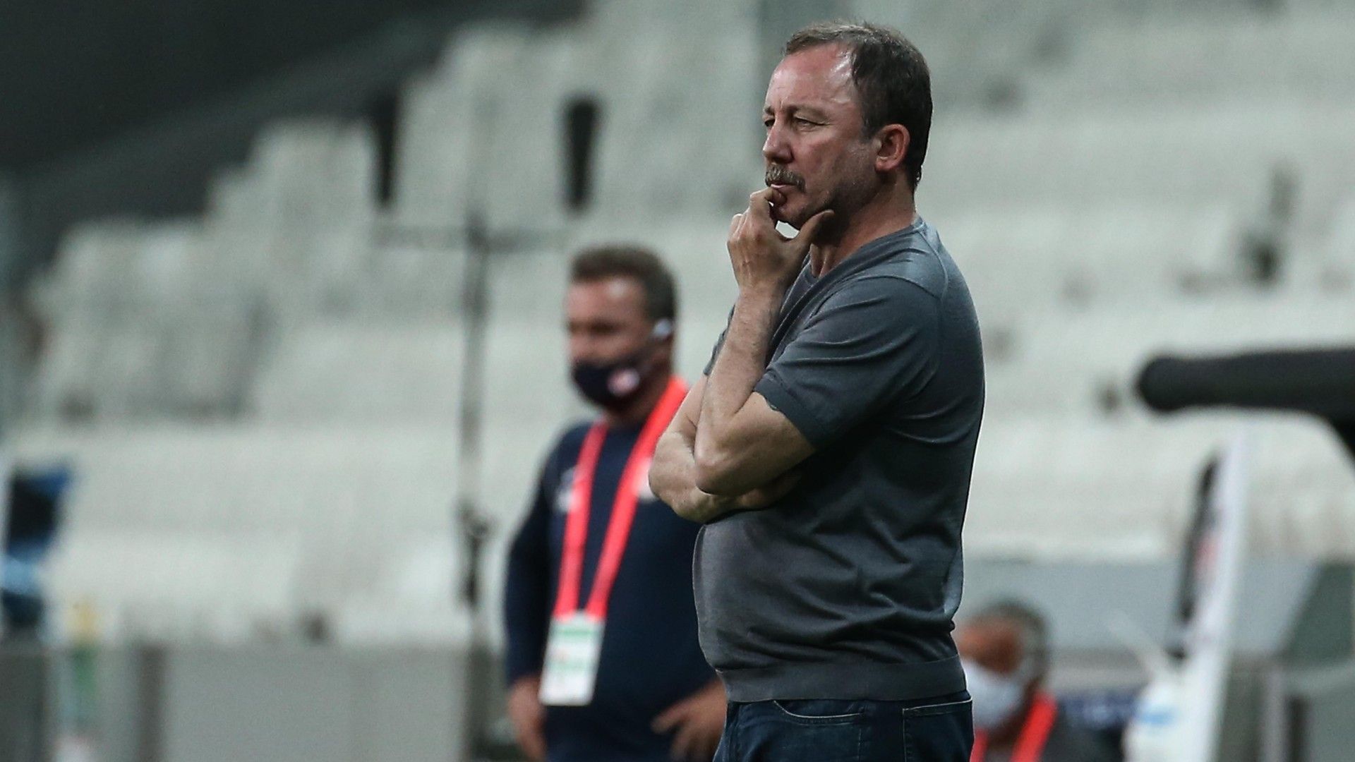 Sergen Yalcin Besiktas v Antalyaspor 06132020