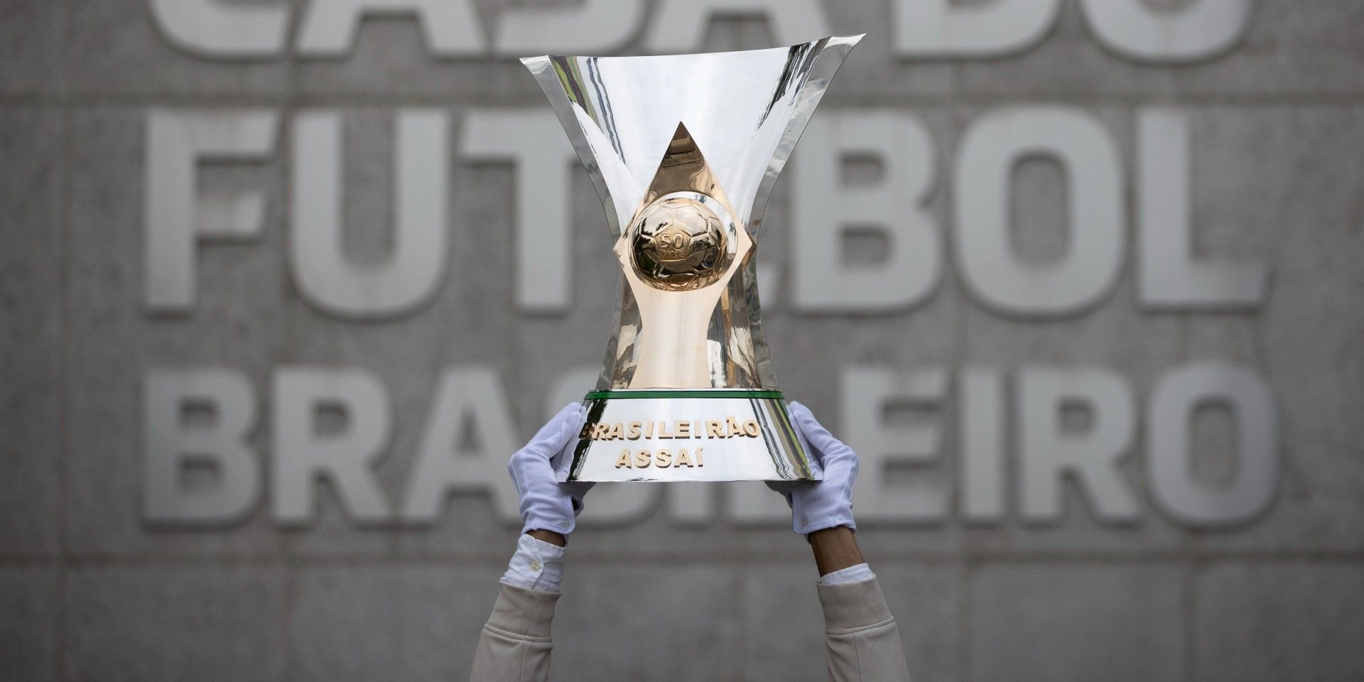 Troféu Brasileirão proporção 2/1