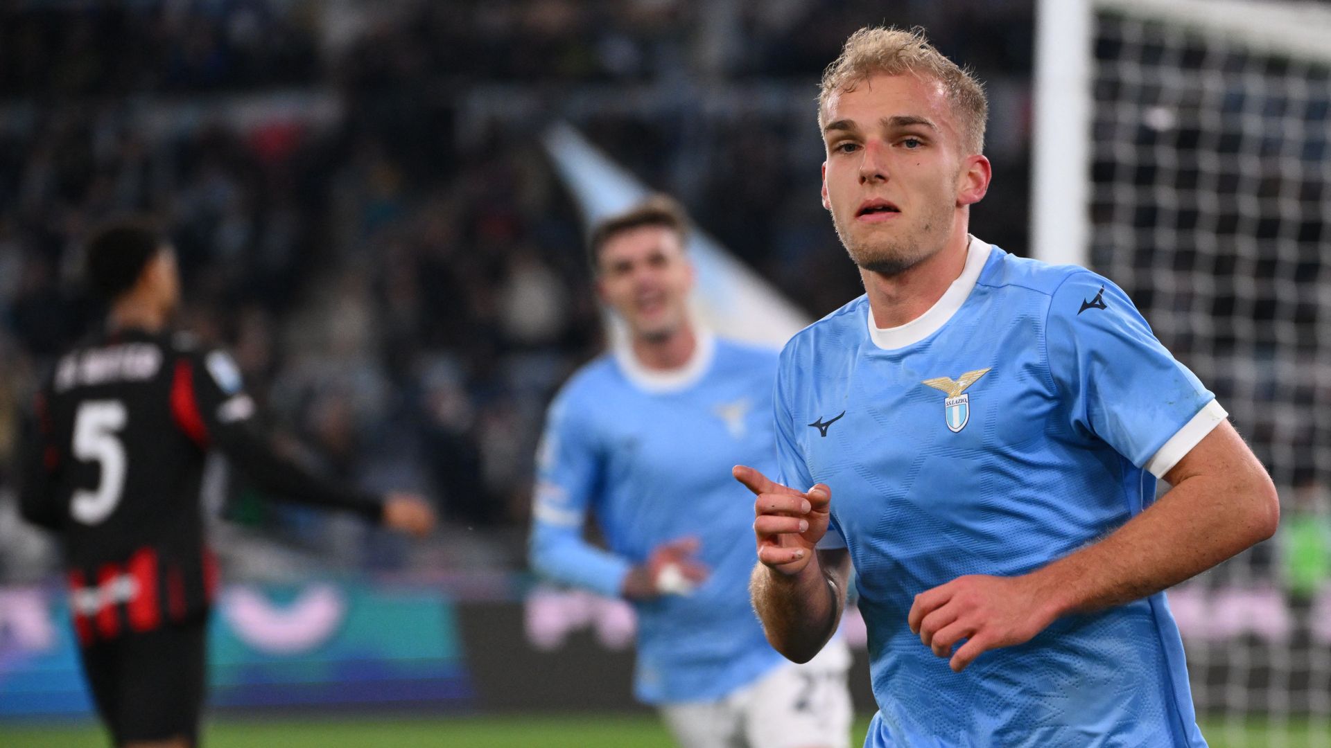 Isaksen Lazio Milan