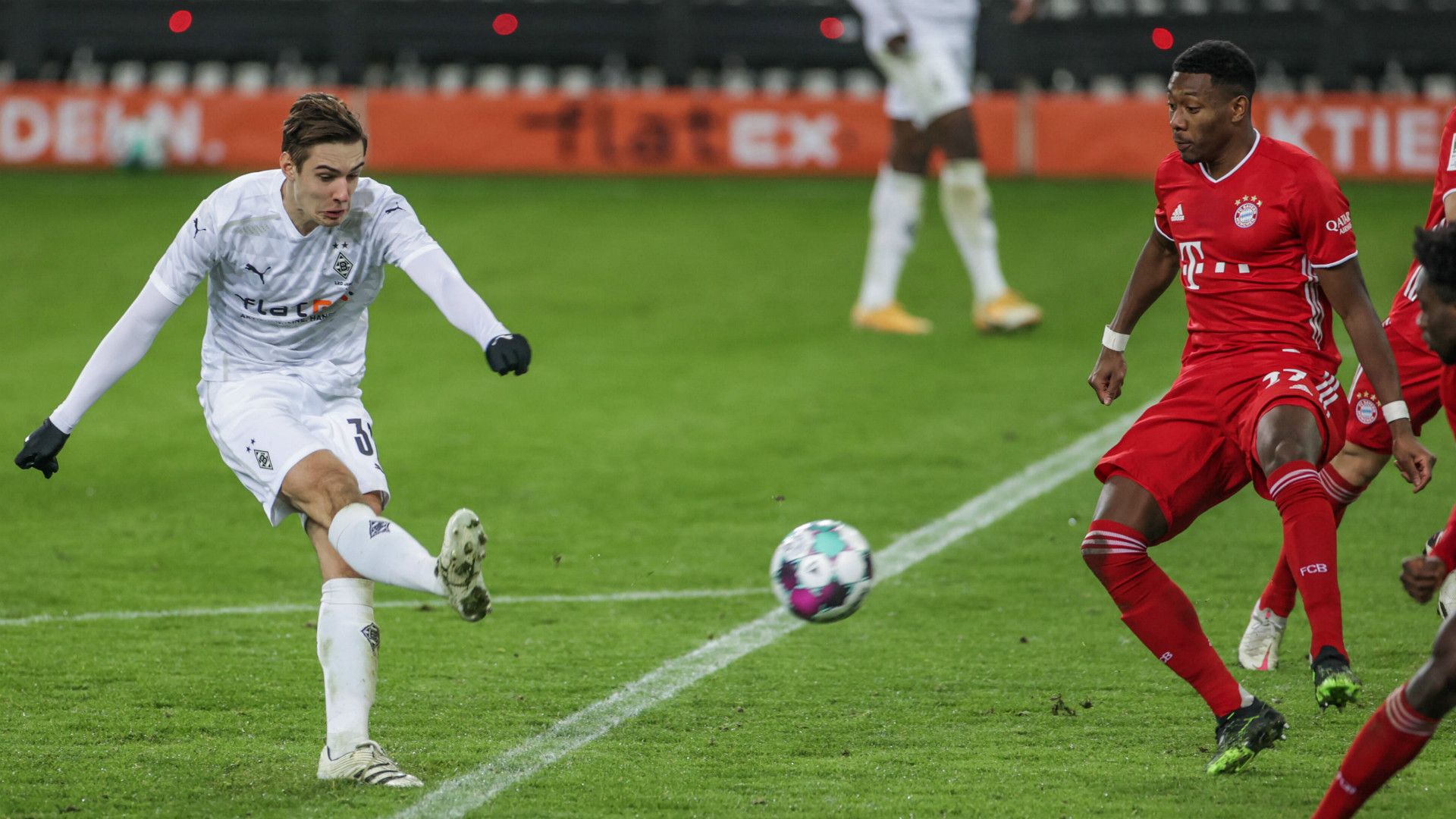 GERMANY ONLY: FLORIAN NEUHAUS GLADBACH DAVID ALABA BAYERN MÜNCHEN BUNDESLIGA 08012021