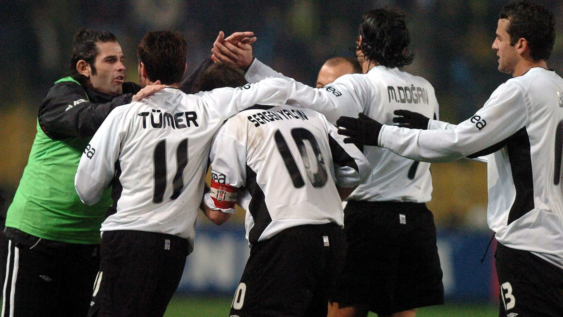 Sergen Yalcin Besiktas Celebration