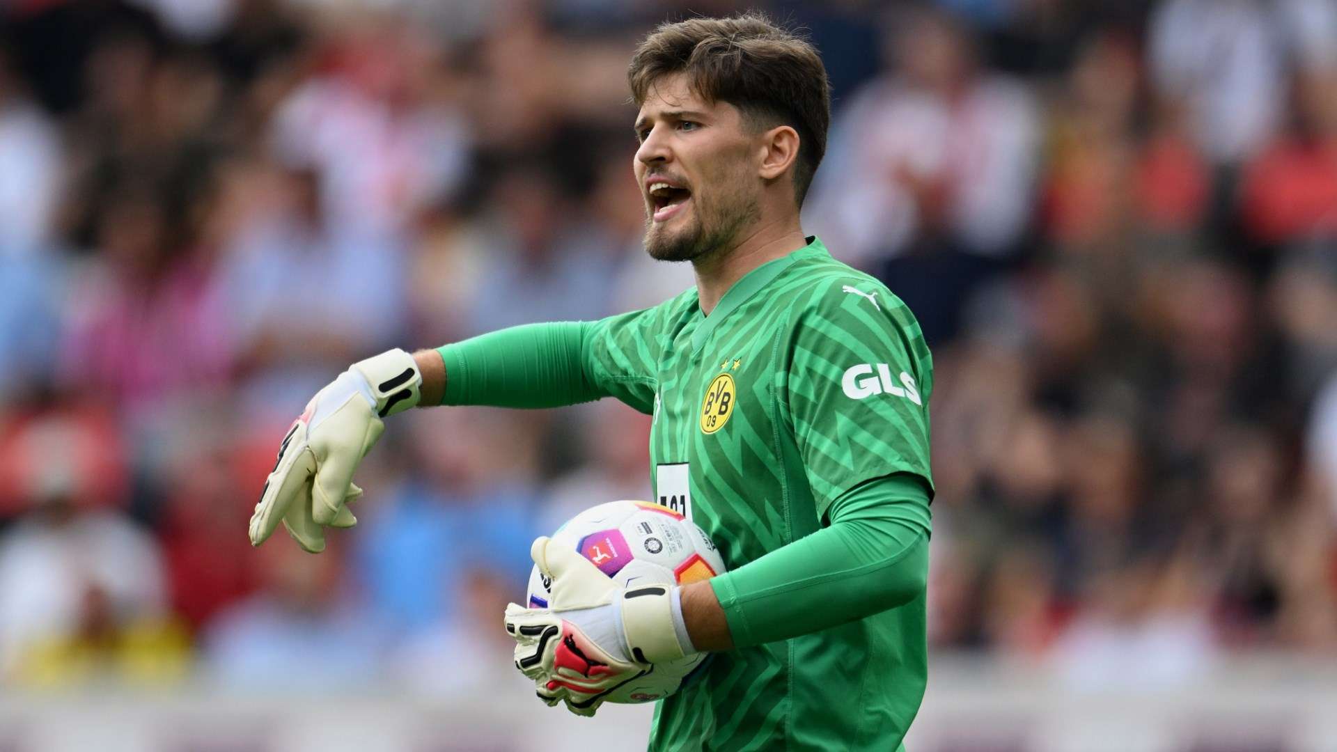 Gregor Kobel Dortmund 16092023