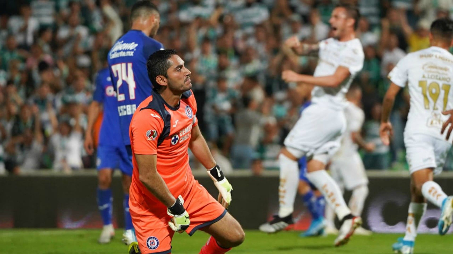 Santos Cruz Azul Jesús Corona