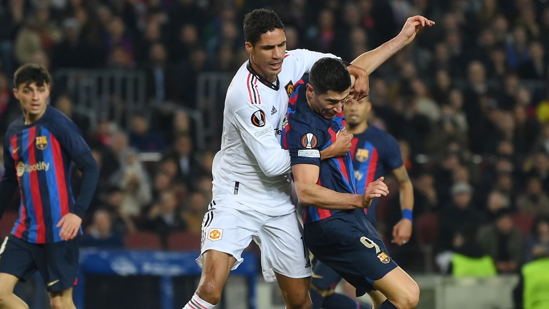 Varane Lewandowski Barcelona Manchester United Europa League 16022023