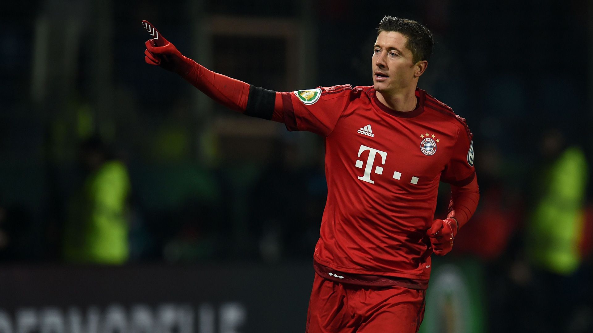 Robert Lewandowski Bayern DFB Pokal 16/17