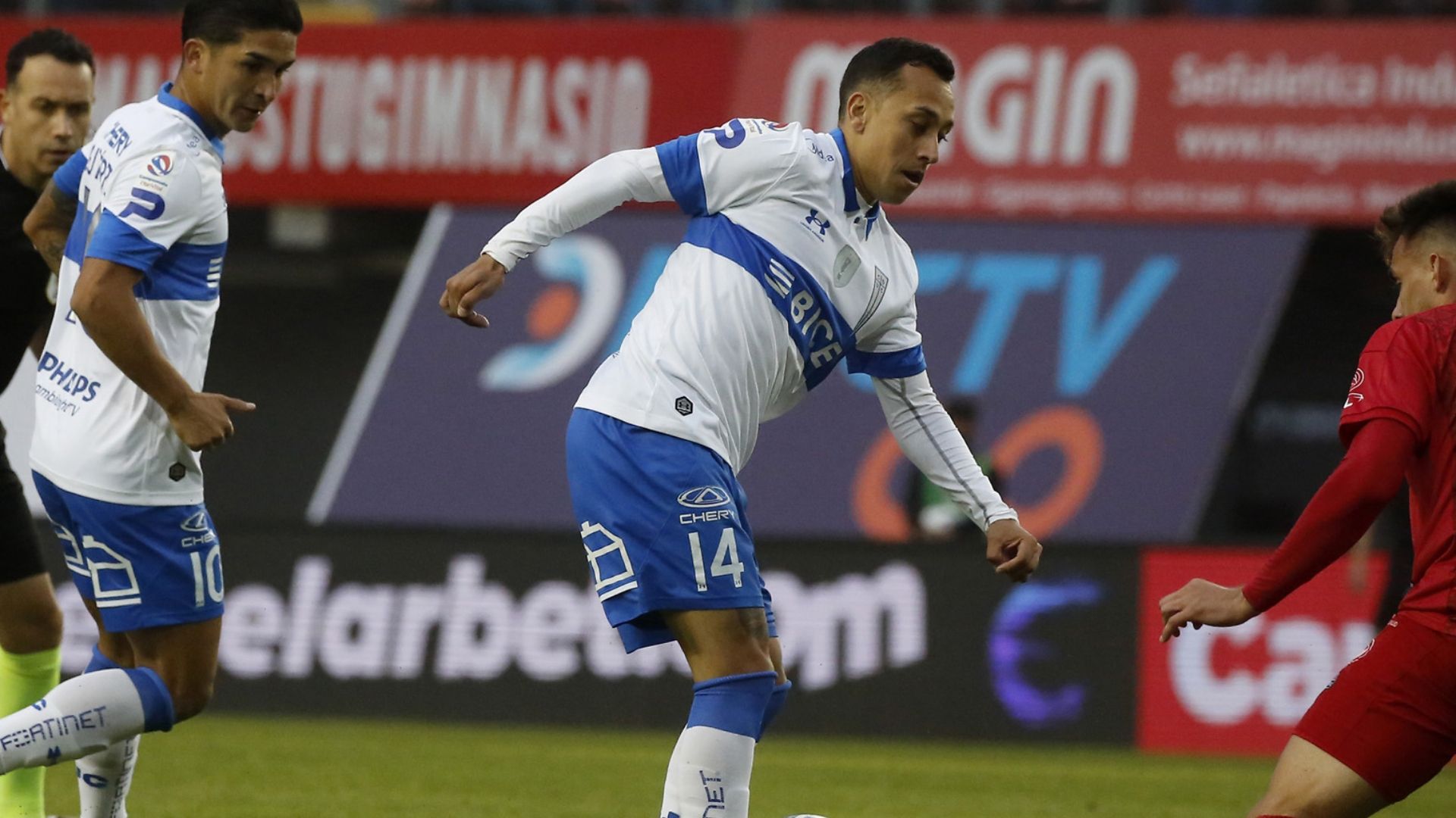 Fabián Orellana Universidad Católica