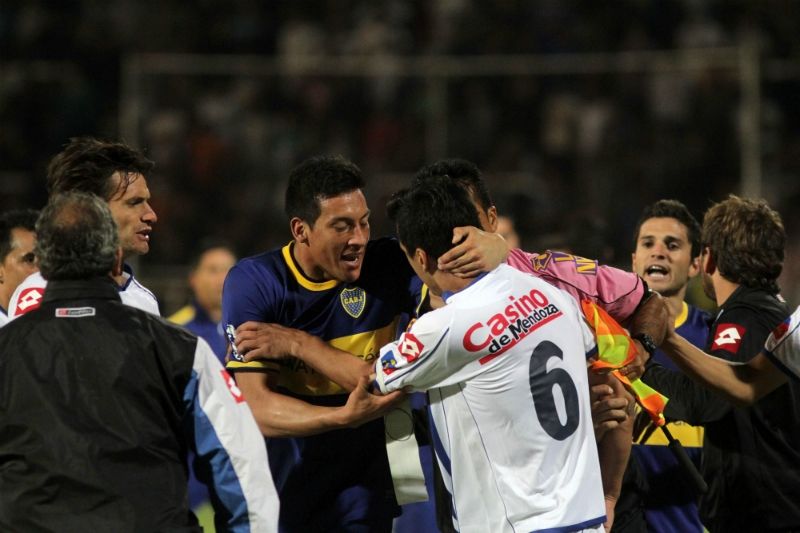 Boca - Godoy Cruz - Chiqui Perez - Curbelo - violencia