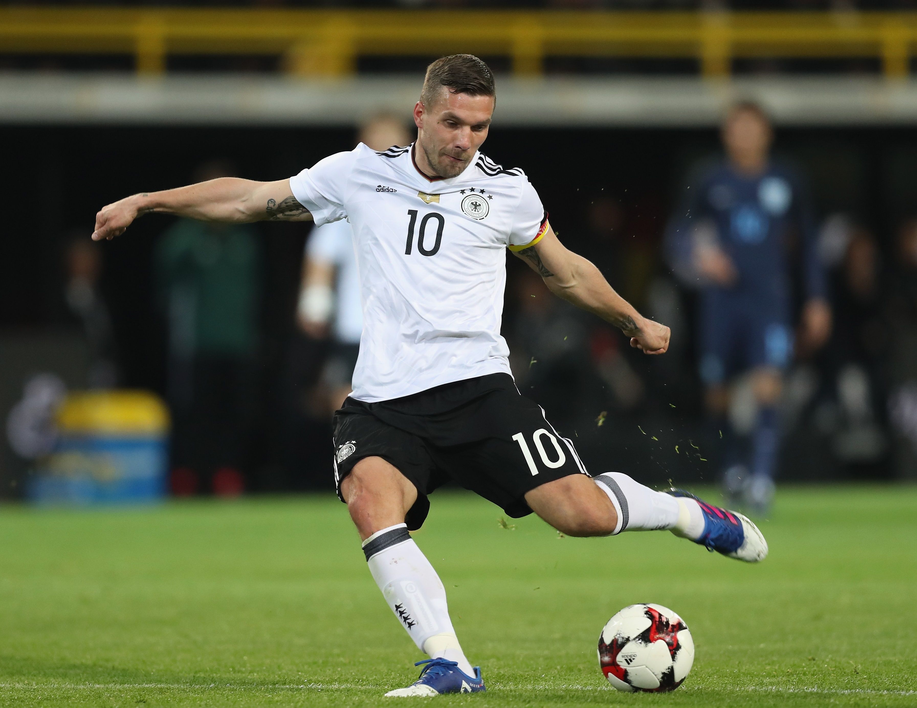 2017-03-23 Lukas Podolski