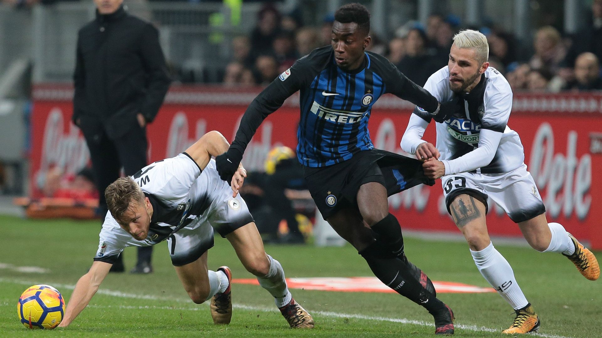 Karamoh Behrami Inter Udinese 12162017