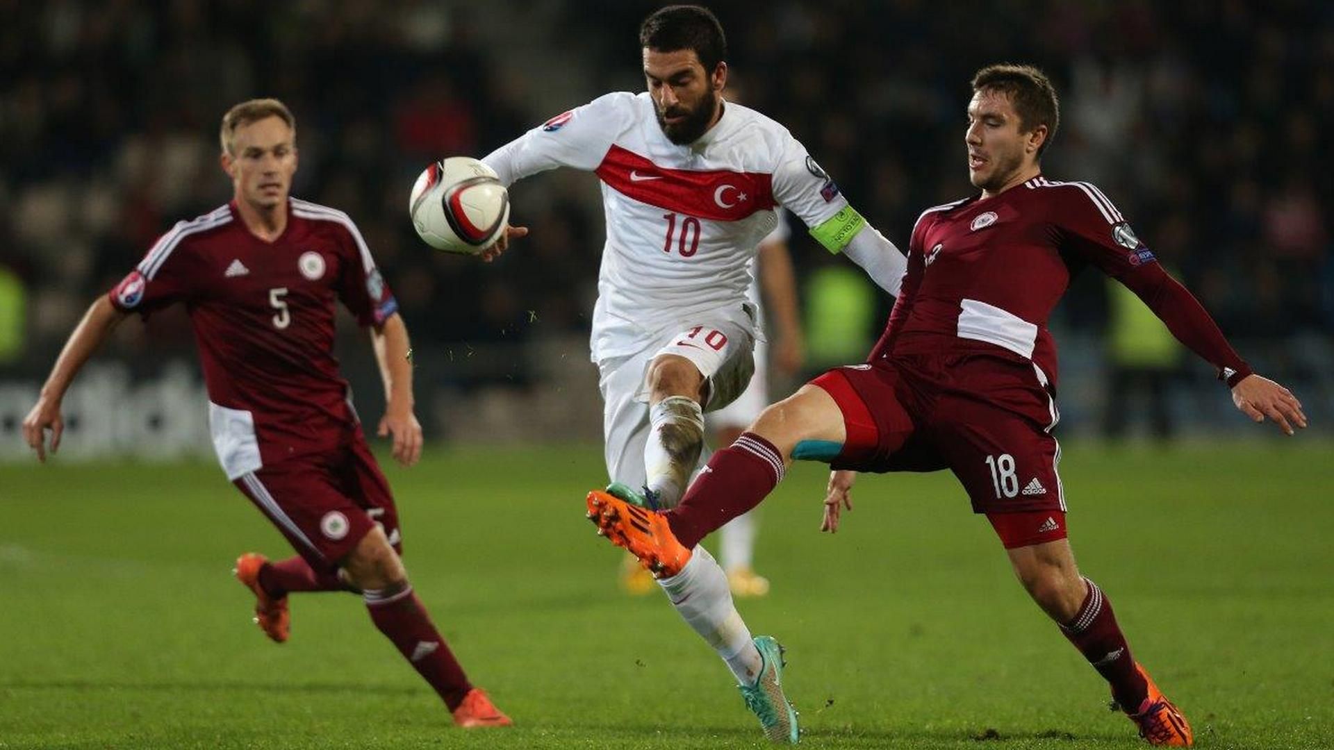 Arda Turan Latvia Turkey ECQ 10142014