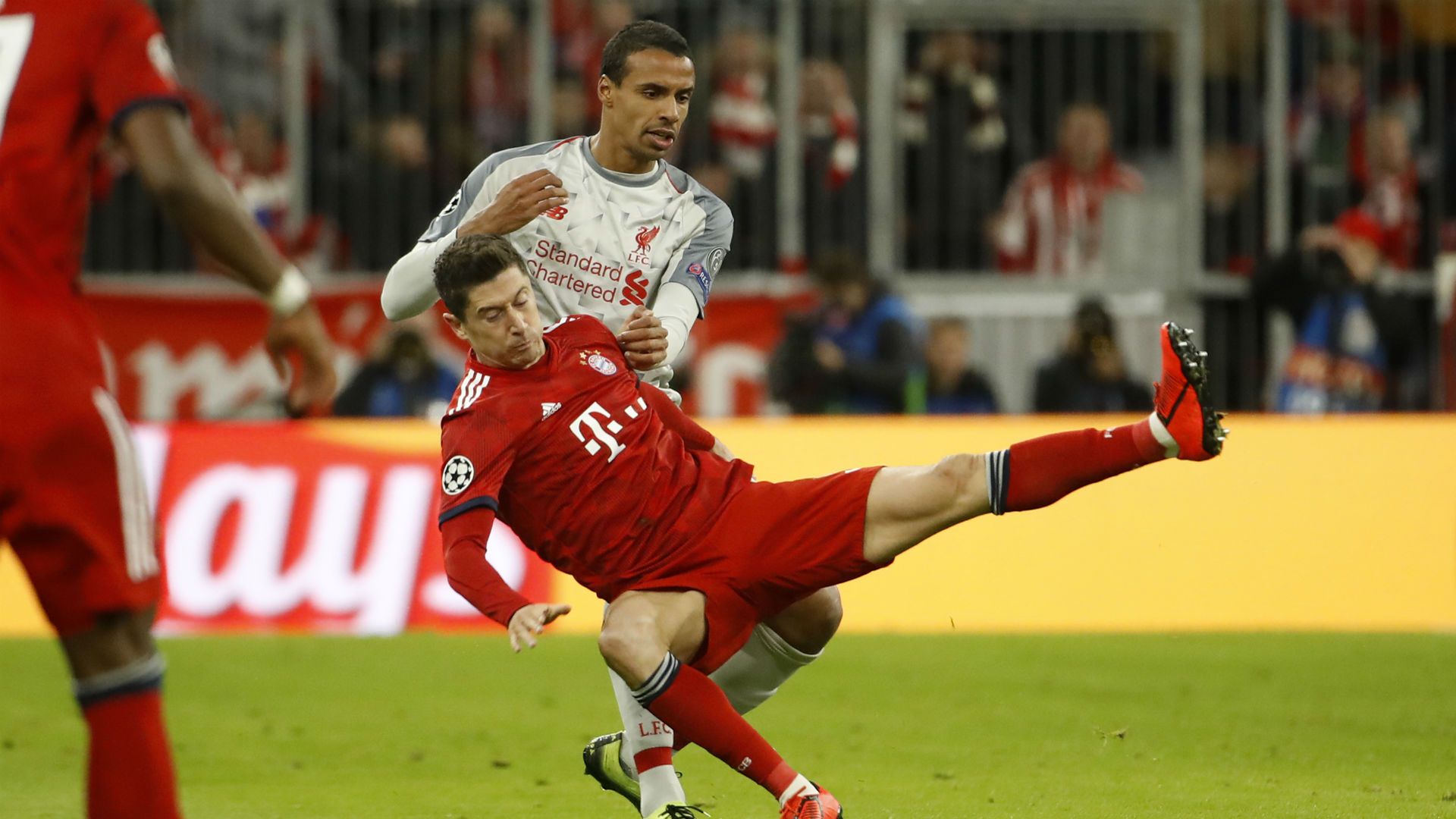 Joel Matip Robert LEwandowski FC Bayern München Liverpool 13032019