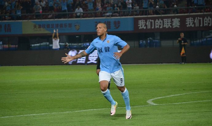 Luis Fabiano tianjin quanjian