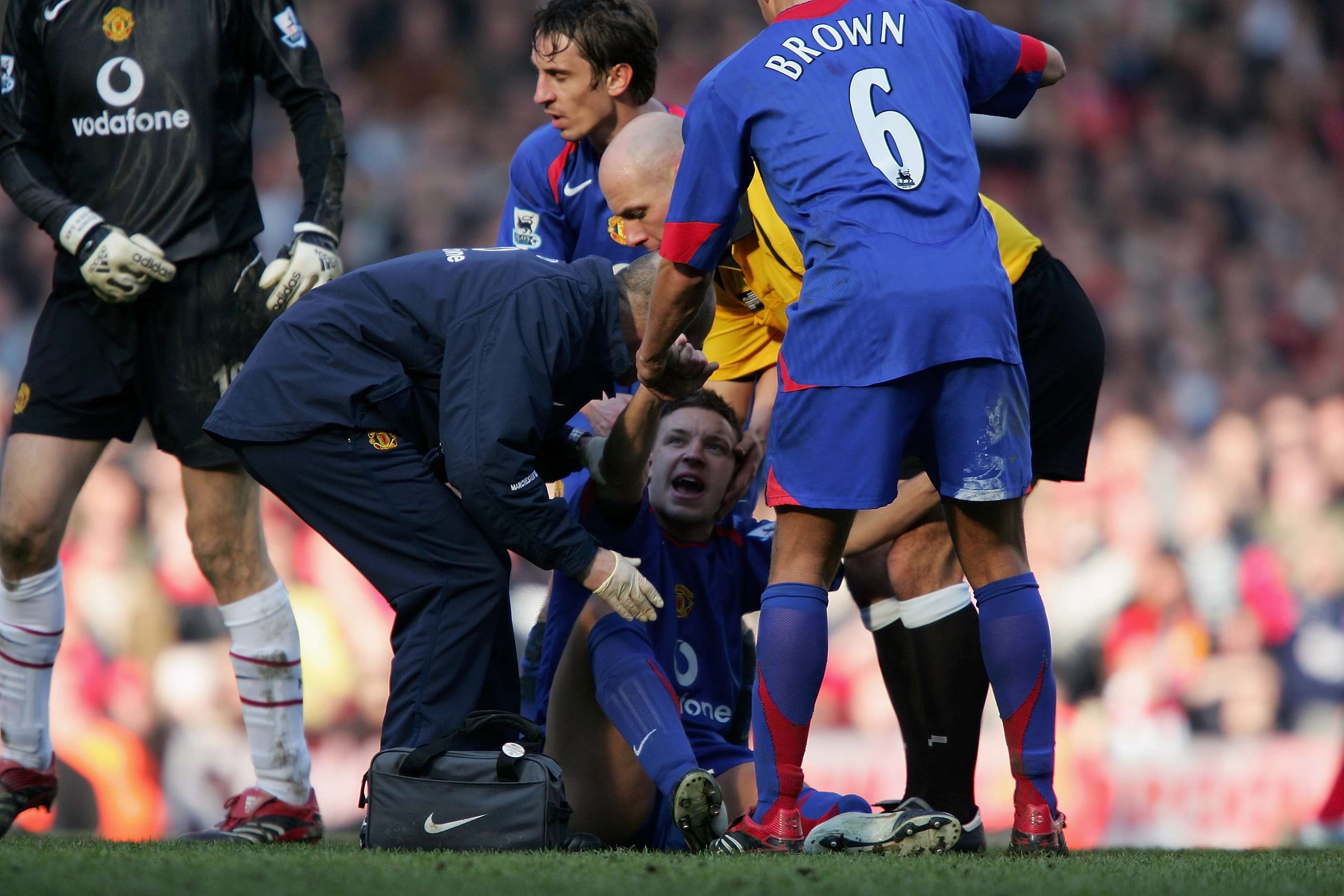 Alan Smith breaking leg during the FA Cup fifth round match between Liverpool vs Manchester United - Anfield 2006