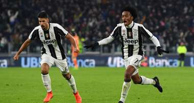 Juan Cuadrado Sami Khedira Juventus Inter Serie A
