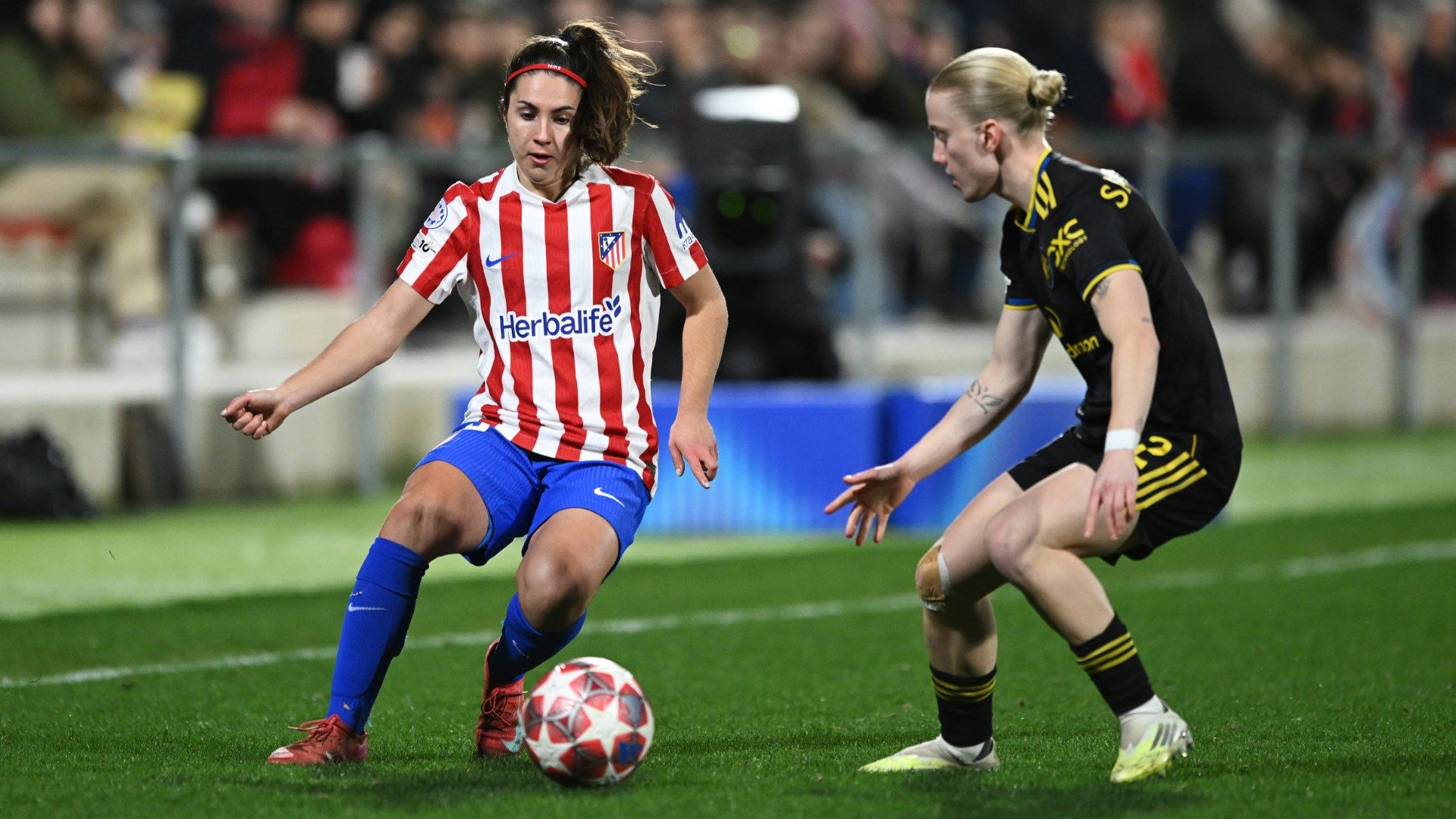 Alexia Fernandez Anna Sandberg Atletico Madrid Man Utd Women 2025-26