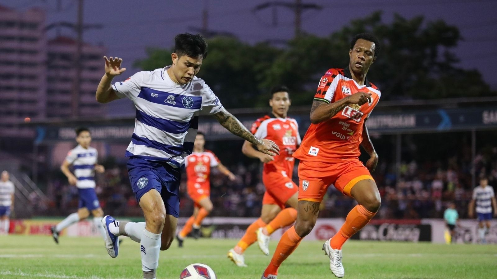 สมุทรปราการ - ลีโอ เชียงราย