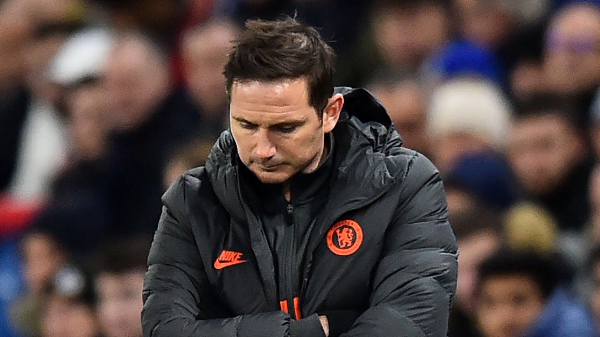 Frank Lampard Chelsea Bayern Munich 2019-20 Frank Lampard. Chelsea. Vừa ghé nhà cố Chủ tịch Leicester, kẻ trộm tiếp tục