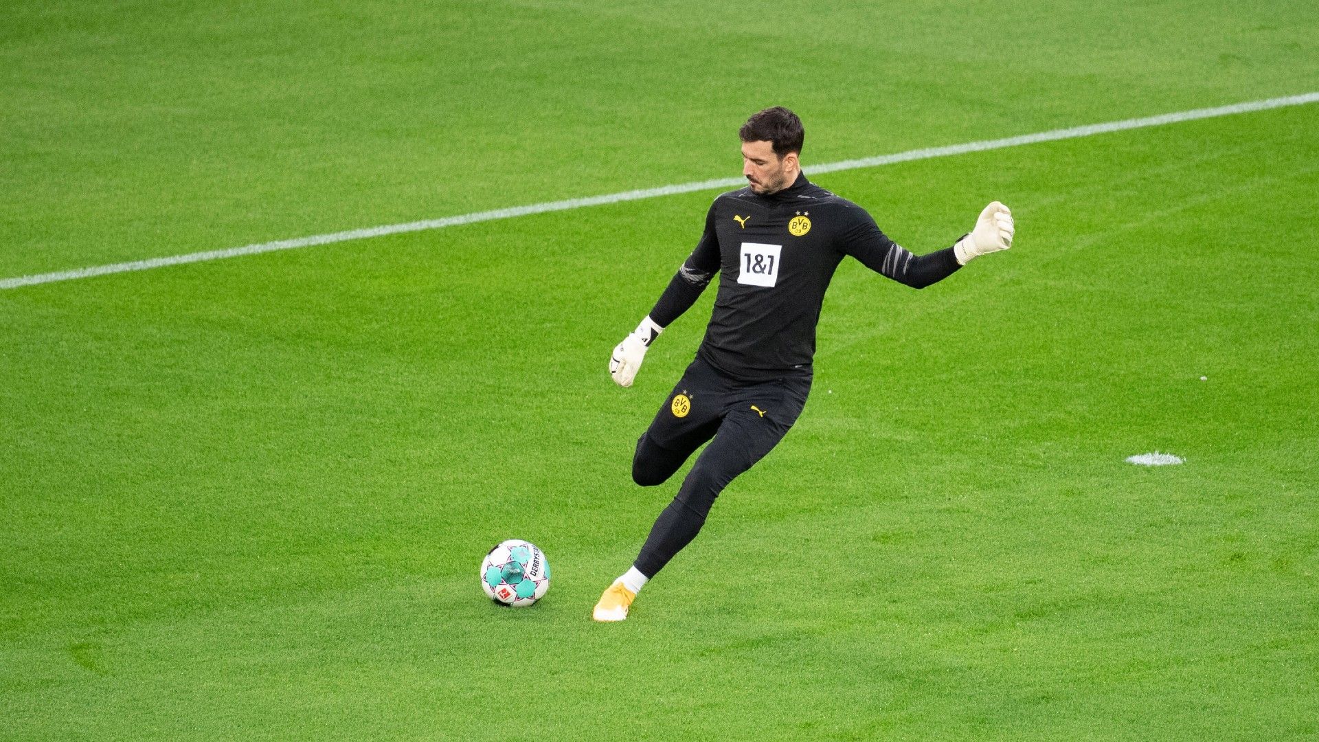 ONLY GERMANY Roman Bürki Borussia Dortmund Bundesliga