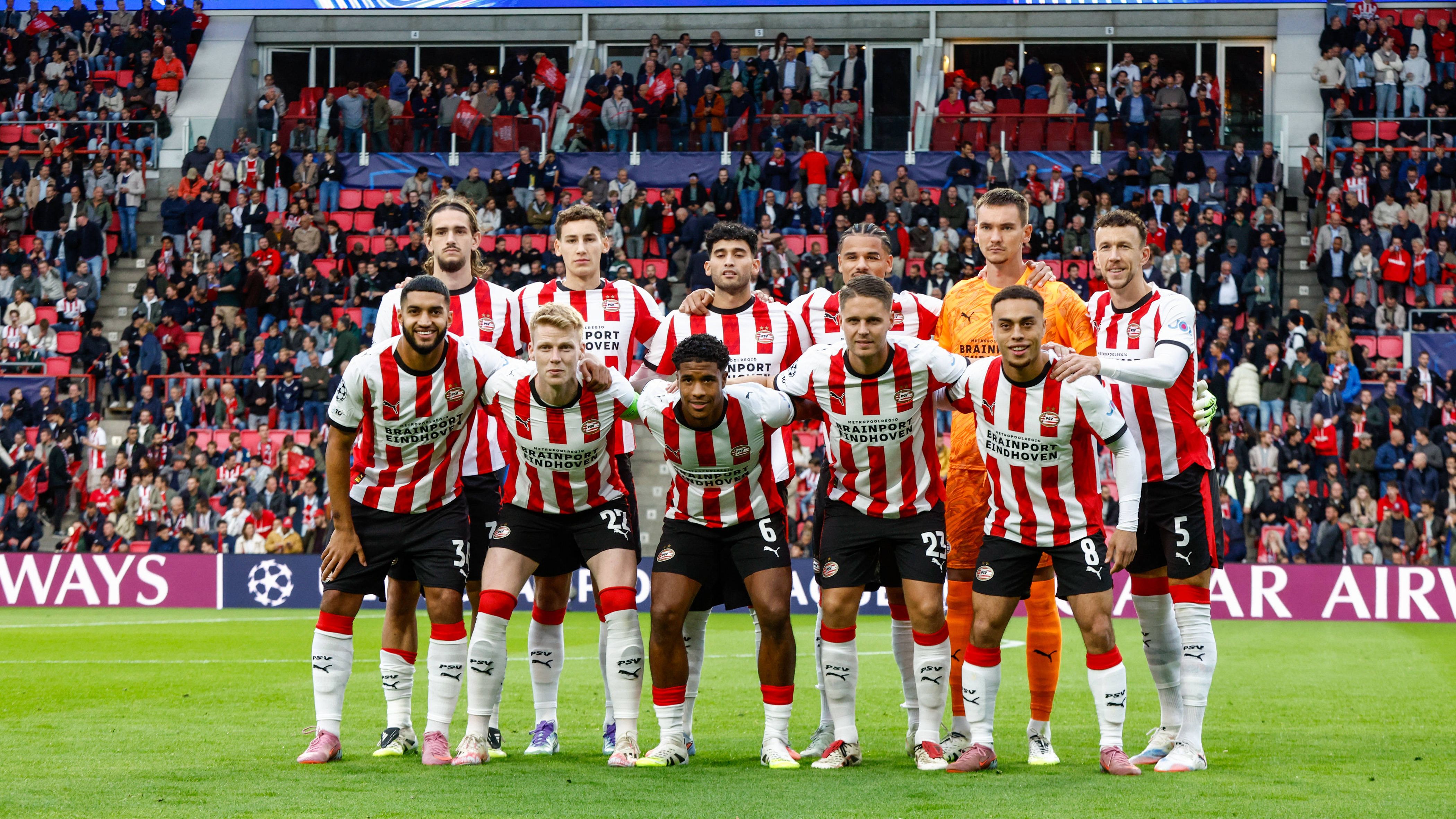 Matej Kovar of PSV Eindhoven, Yarek Gasiorowski of PSV Eindhoven, Armando Obispo of PSV Eindhoven, Ivan Perisic of PSV Eindhoven, Ruben van Bommel of PSV Eindhoven, Sergino Dest of PSV Eindhoven, Ricardo Pepi of PSV Eindhoven, Joey Veerman of PSV Eindhoven, Jerdy Schouten of PSV Eindhoven, Ismael Saibari