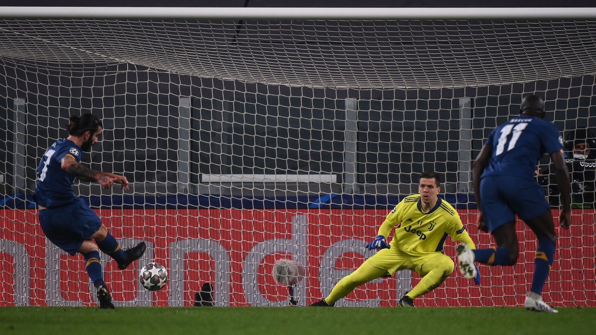 Oliveira goal Juventus Porto