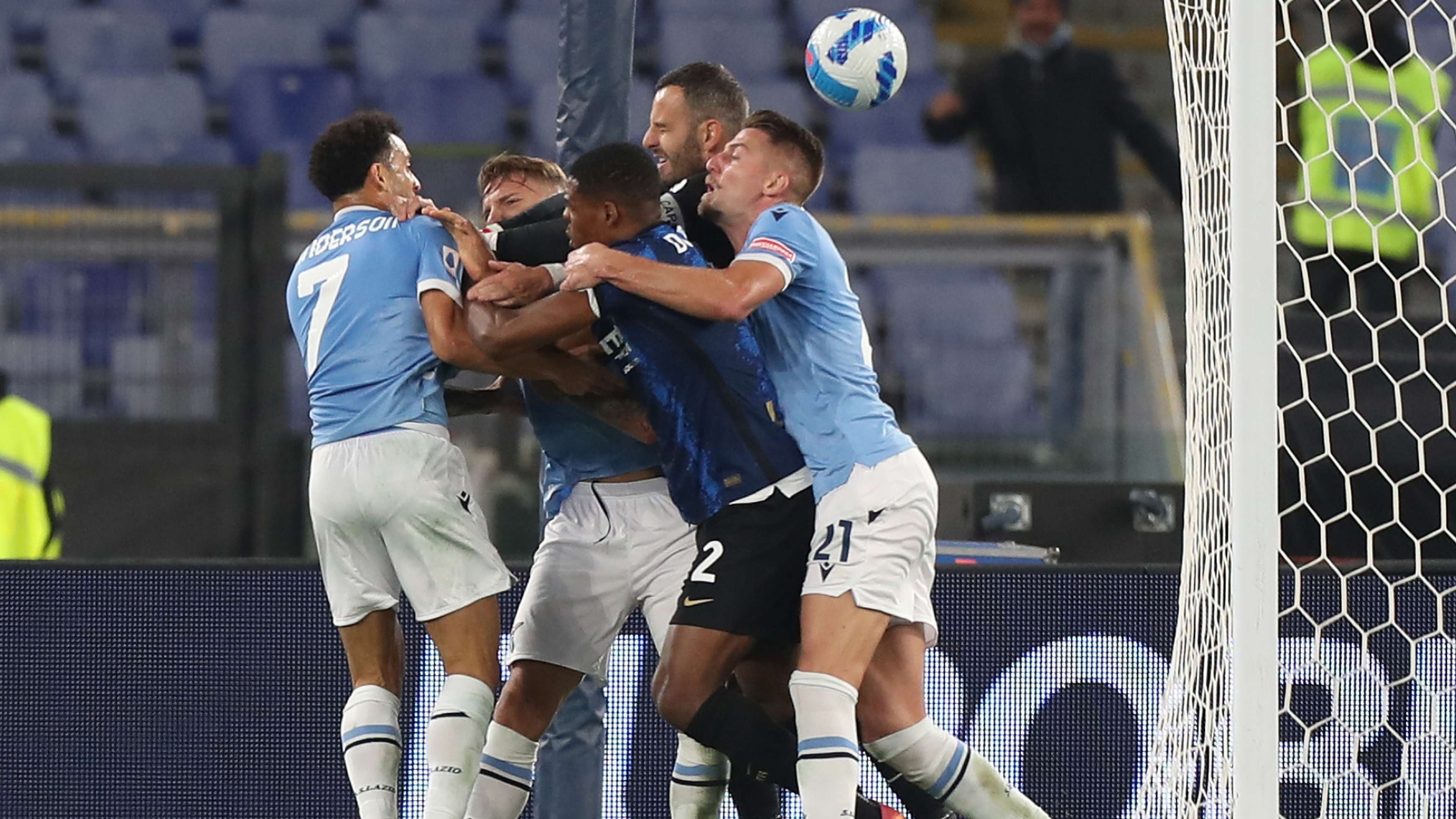 Lazio Inter rissa