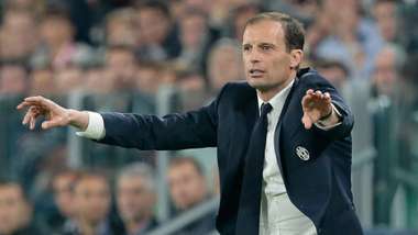Massimiliano Allegri Juventus Barcelona UEFA Champions League 04112017