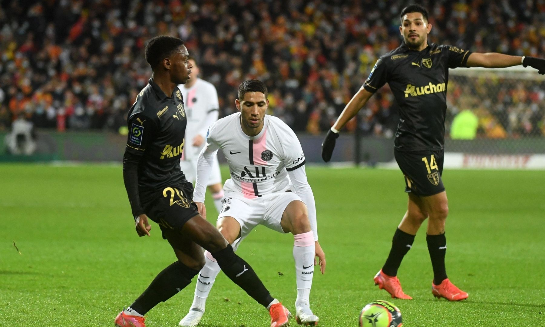 Hakimi Lens PSG 04122021