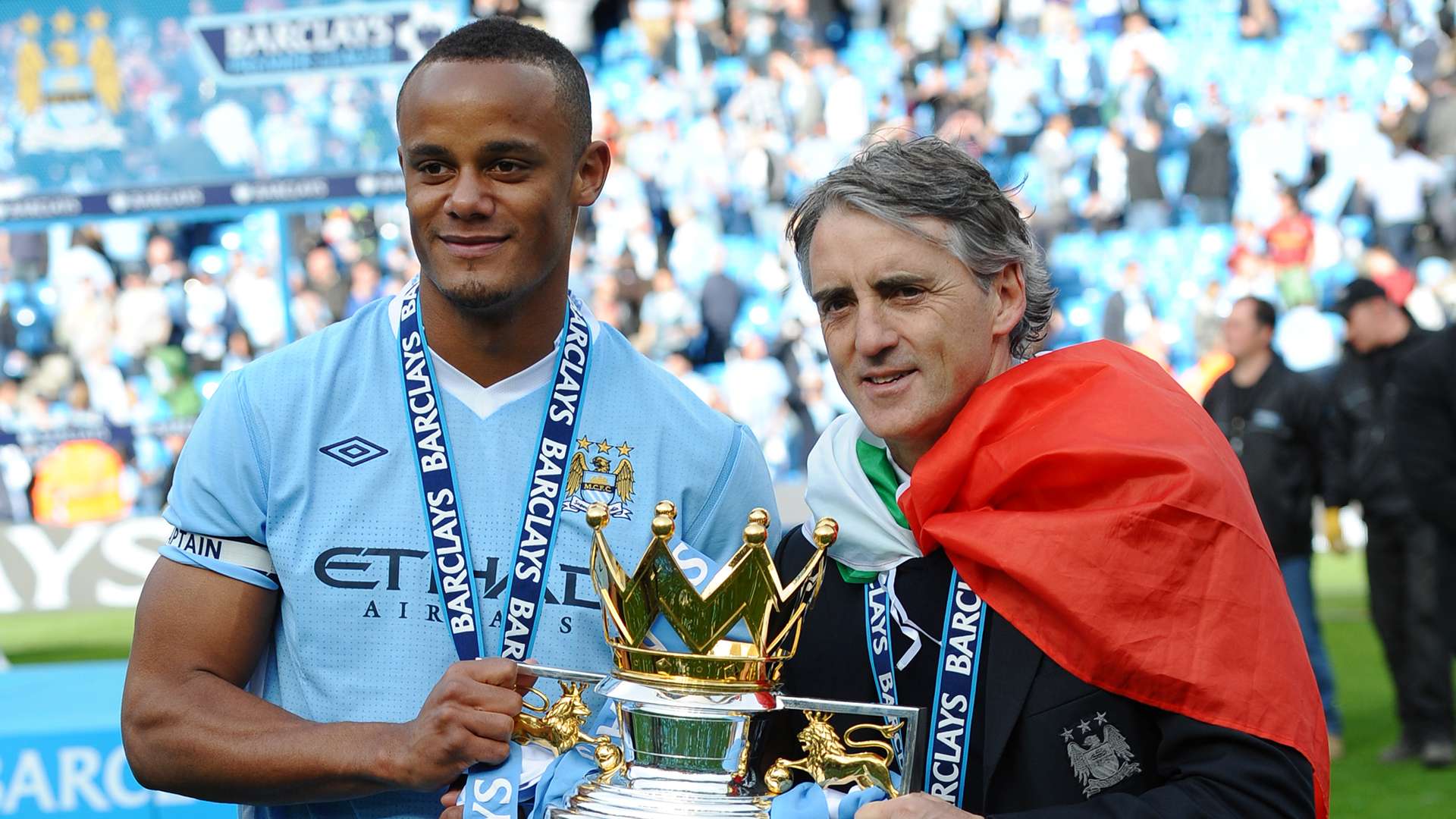 Vincent Kompany Roberto Mancini 2012