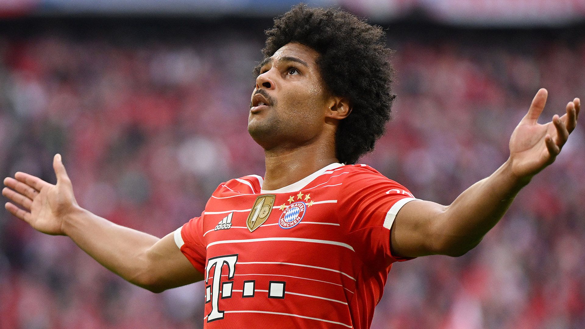 Serge Gnabry Bayern 2021-22