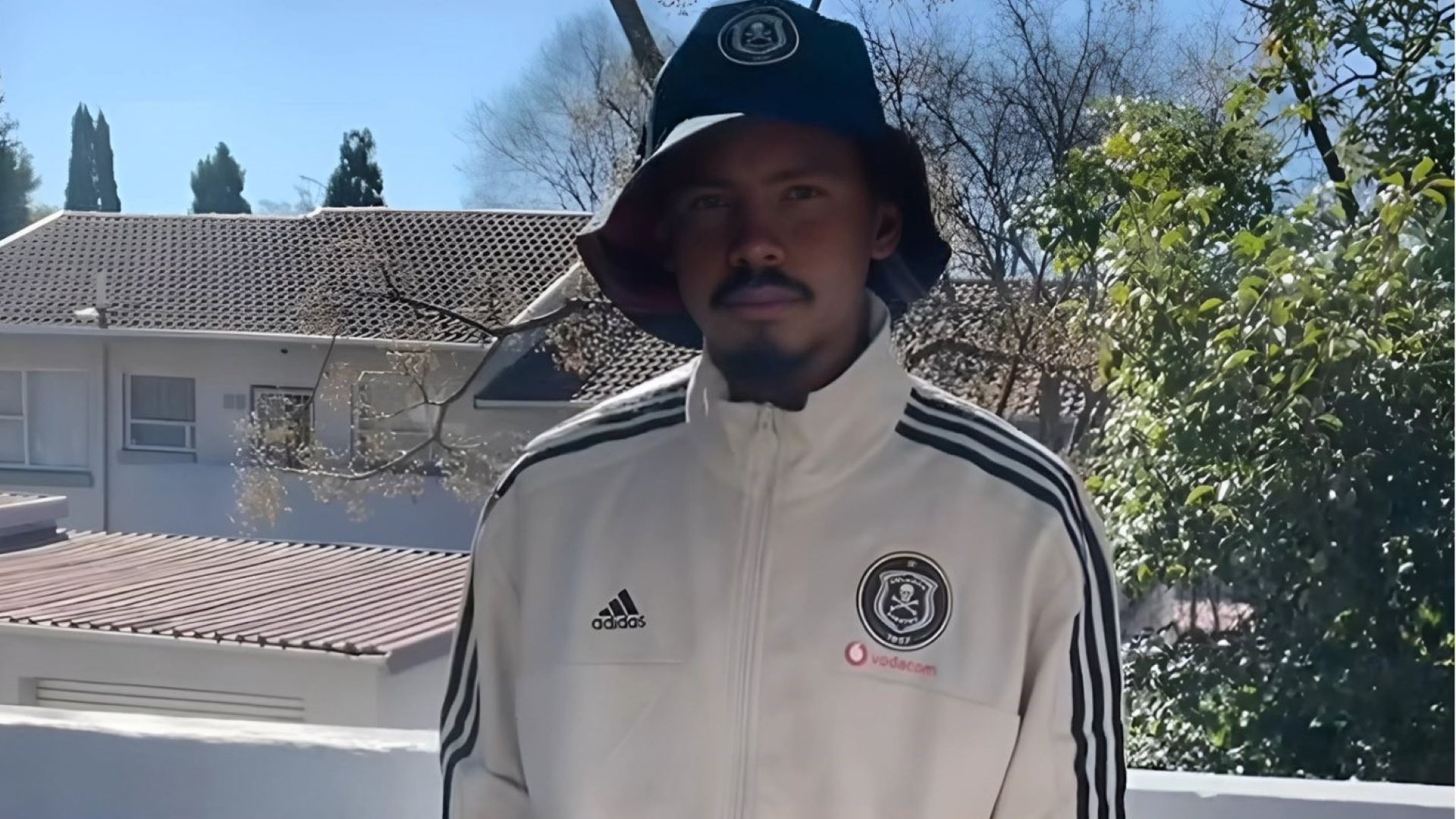 Oswin Appollis, Orlando Pirates