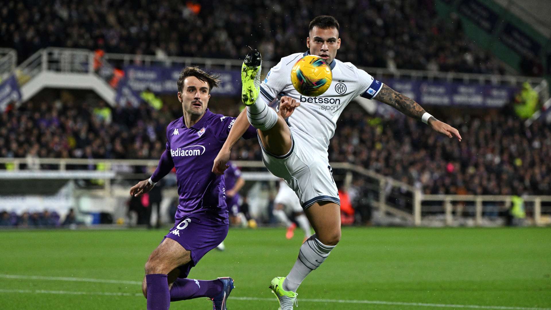 Lautaro Martinez Luca Ranieri Fiorentina Inter