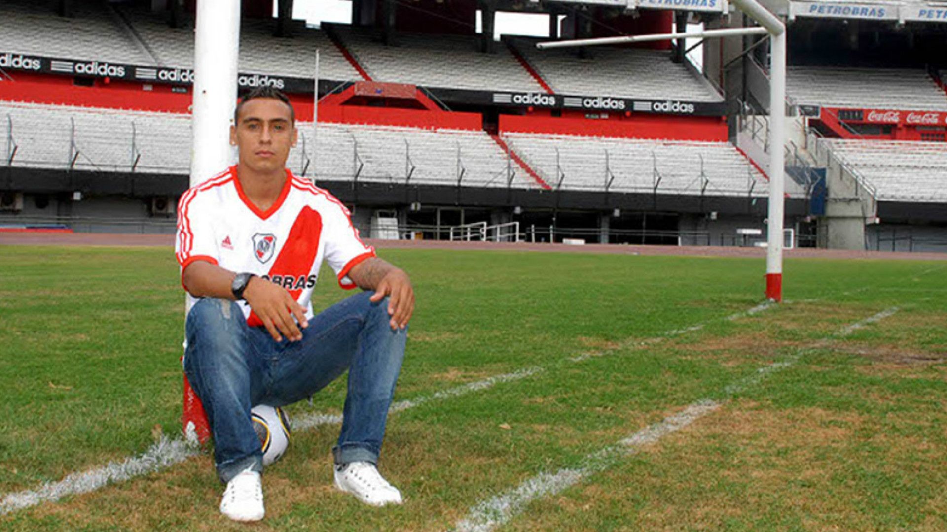 Fabian Bordagaray River Plate 012011
