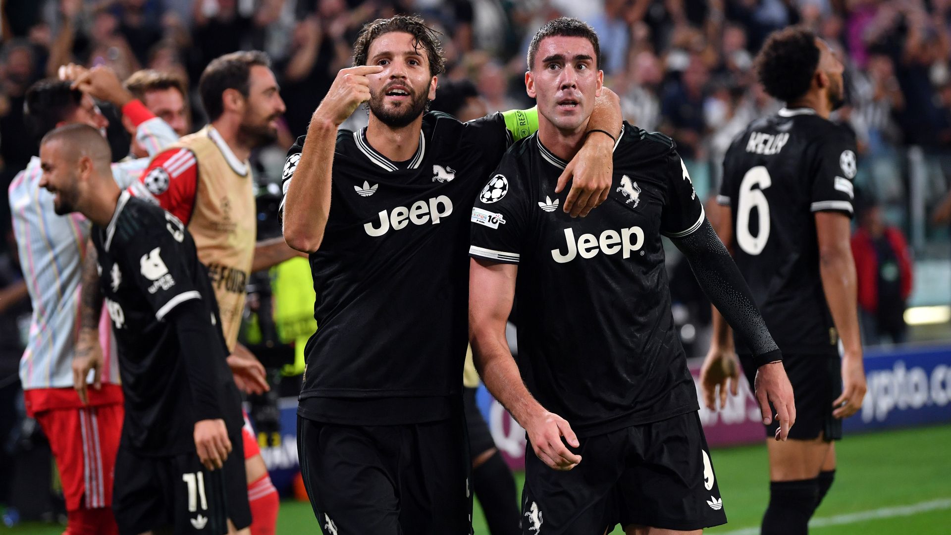 Dusan Vlahovic Manuel Locatelli Juventus