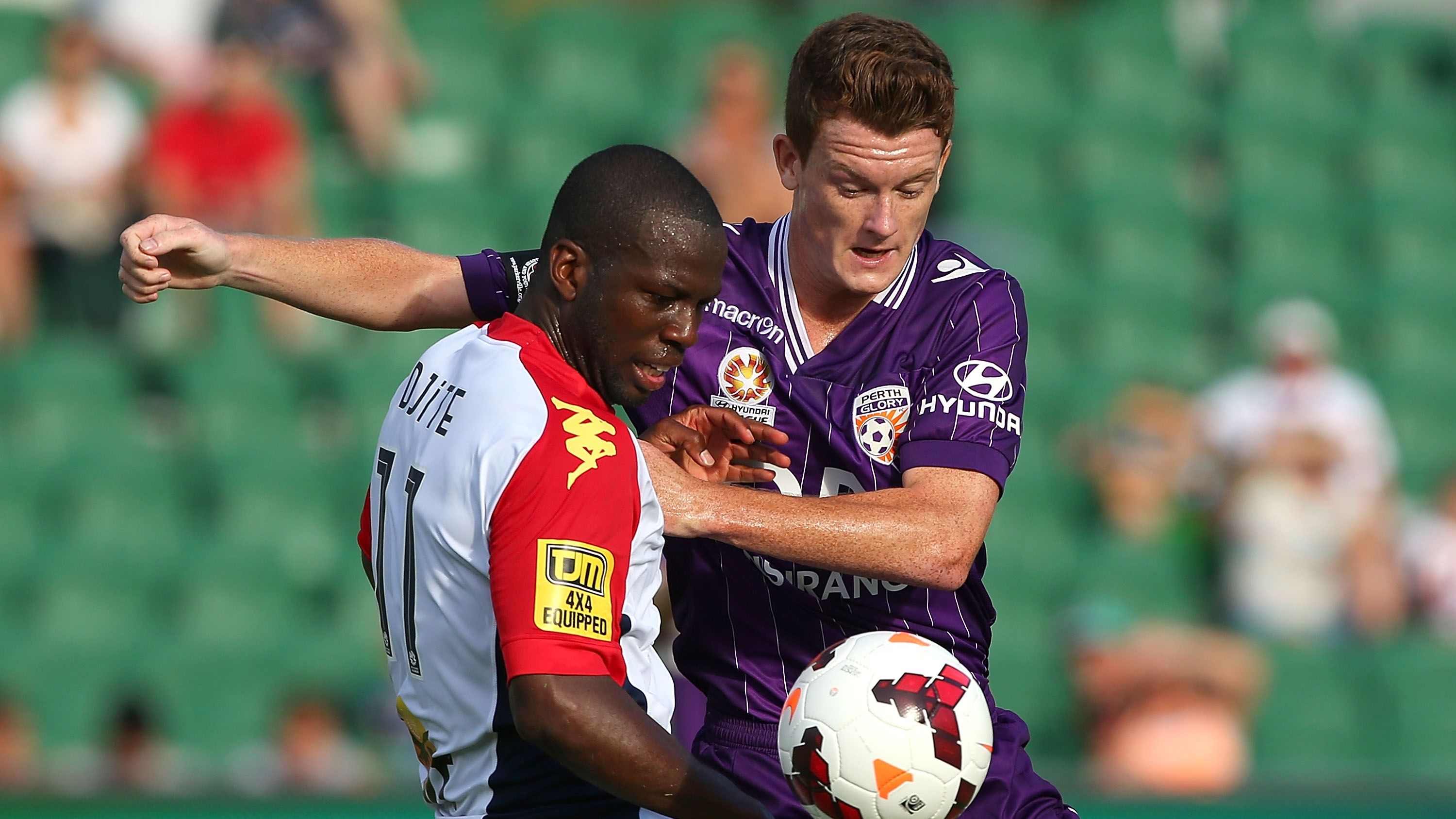 Brandon O'Neill Perth Glory A-League 2013-14